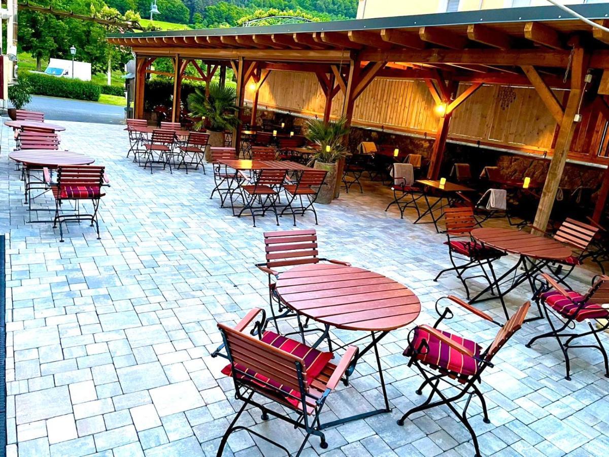 Hotel Restaurant Unikat 젤틴겐라티그 외부 사진